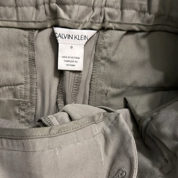 Size 0 calvin klein paperbag pants - Picture 2 of 4